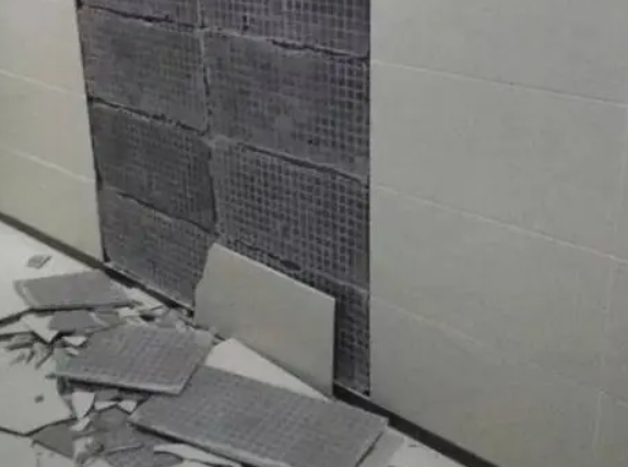 云浮市瓷砖空鼓维修公司分享下云浮市墙砖松动维修的知识